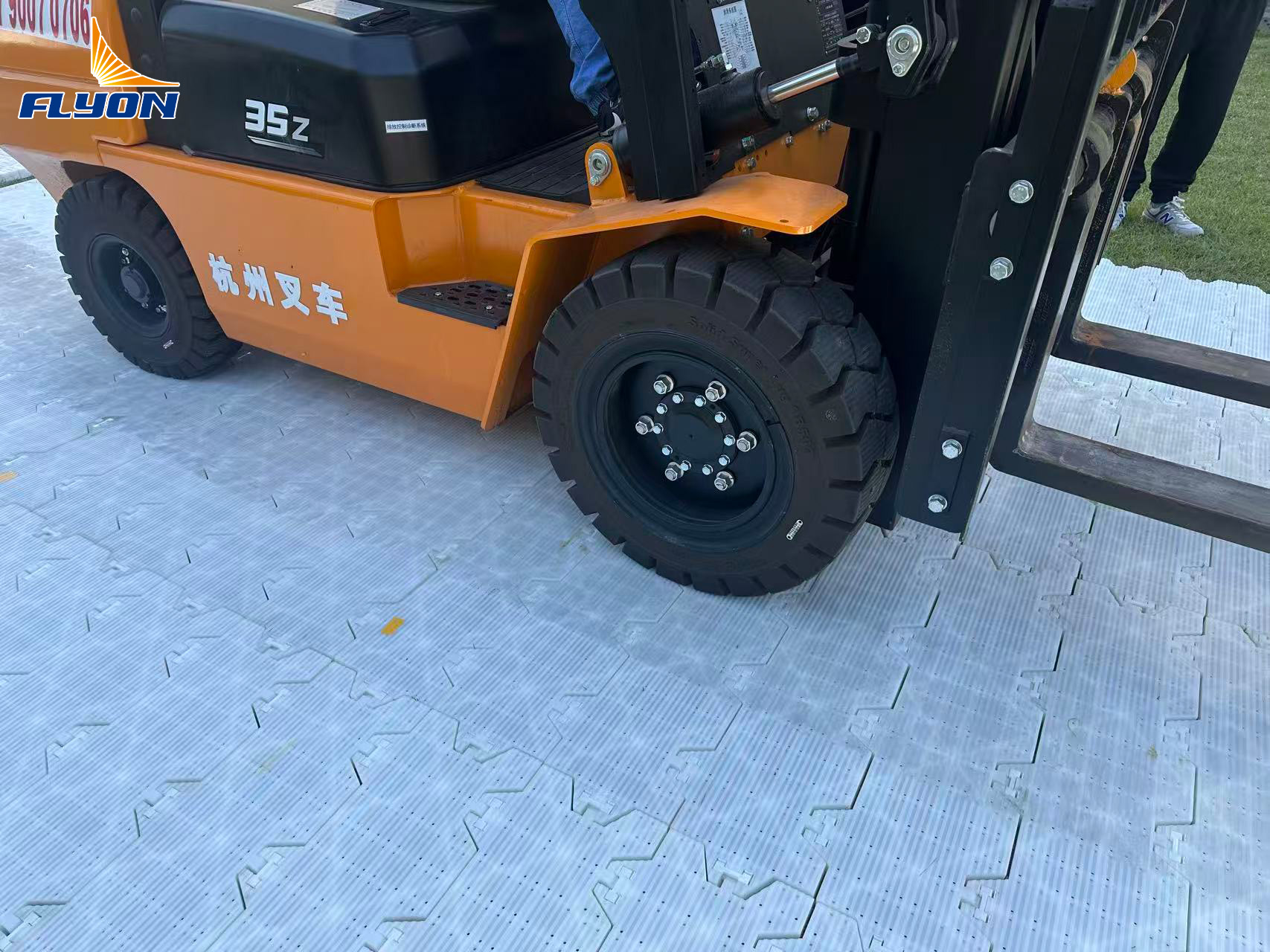 {当前产品的产品关键词轮巡使用}